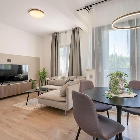 Villa 64 Apartment #2 믈리니 외부 사진